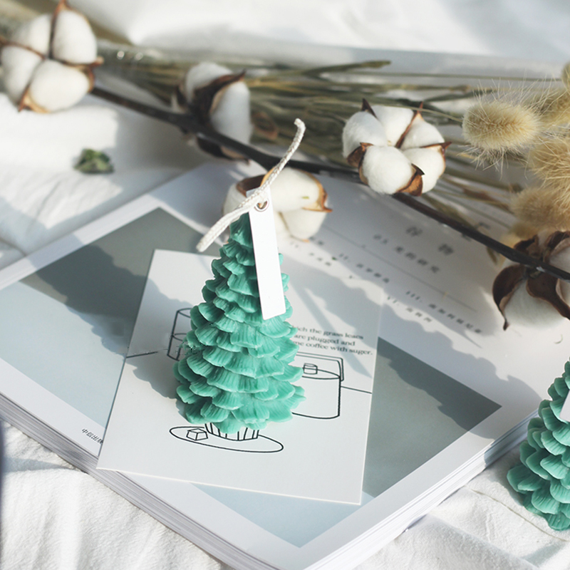 Own designed hot sale Christmas scented candle tree with customized packaging and label